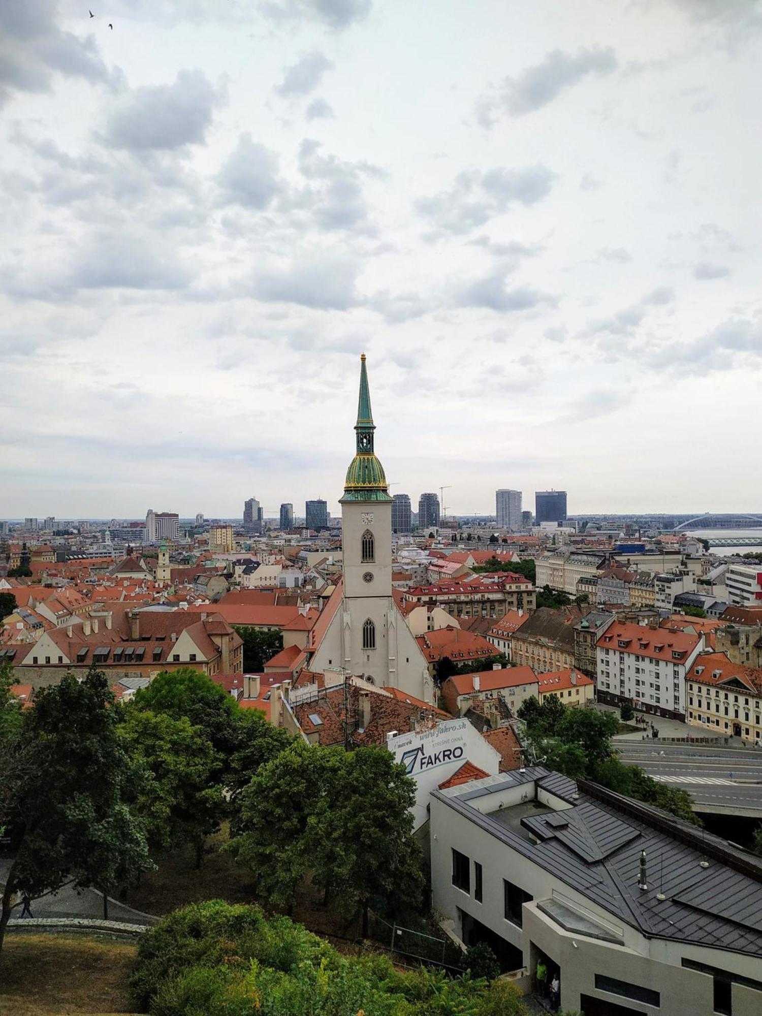 Extralarge Queen Room In The Heart Of Bratislava With Terrace Eksteriør bilde