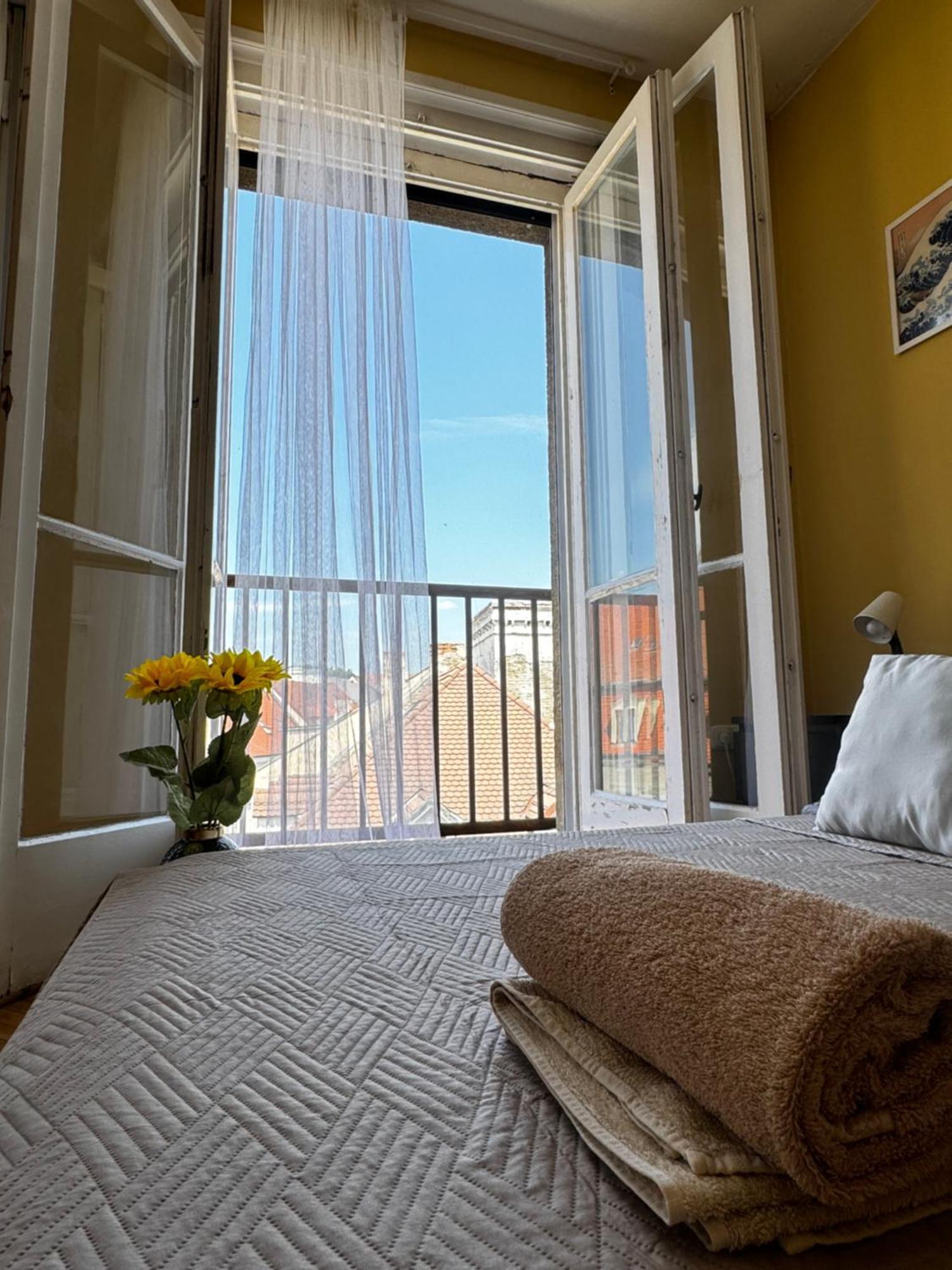 Extralarge Queen Room In The Heart Of Bratislava With Terrace Eksteriør bilde